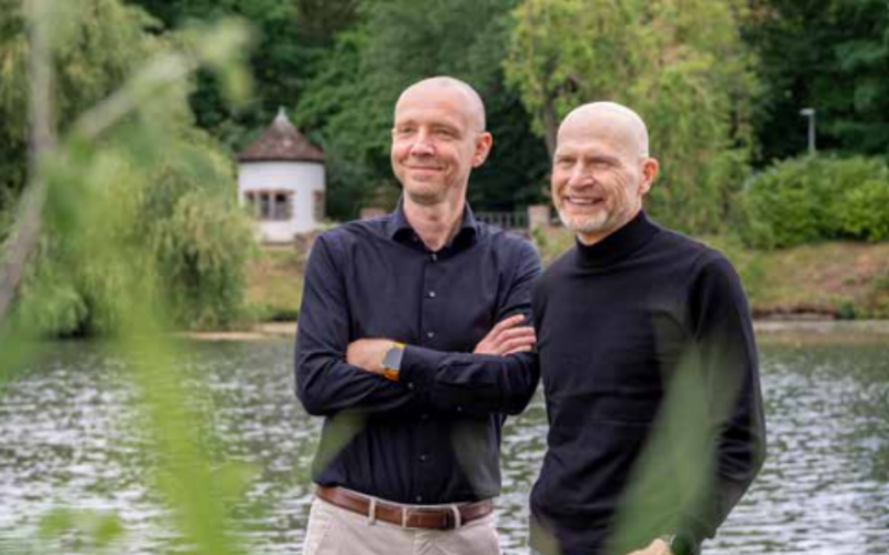 Externe opvolging,  interne verankering